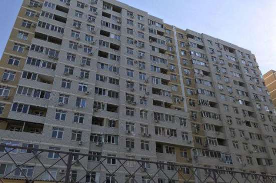Продам однокомнатную квартиру в Краснодар.Жилая площадь 32  кв.м.Этаж 12.Дом кирпичный.