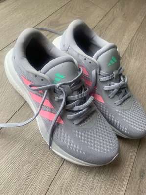 Кроссовки Adidas