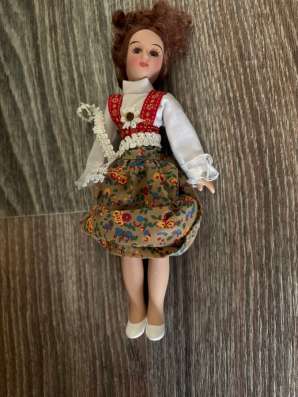 Кукла фарфоровая в Казани
