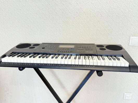 Синтезатор casio