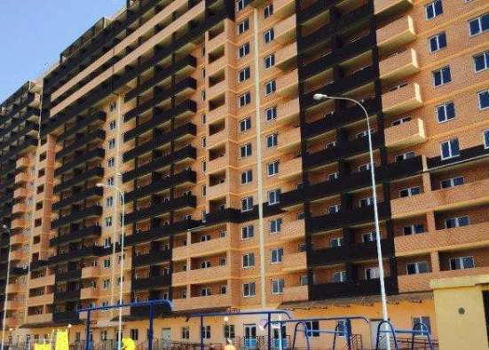 Продам однокомнатную квартиру в Краснодар.Жилая площадь 50  кв.м.Этаж 15.Дом кирпичный.
