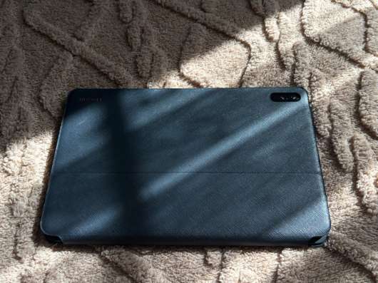Планшет-ноутбук Huawei MatePad 11 (6/128) + Кейс-клавиатура в Сочи