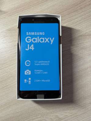 Телефон Samsung Galaxy J4 2018