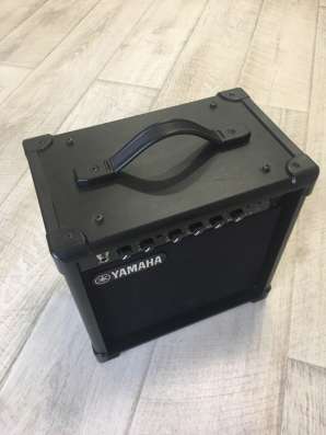 Yamaha GA15II комбо-усилитель
