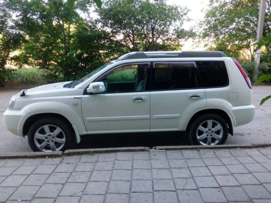 Продаю автомобиль Nissan X-trail