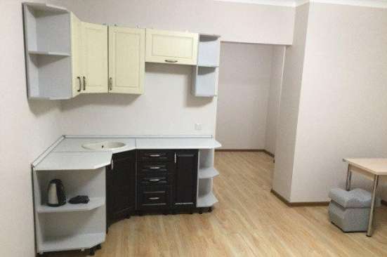 Продам однокомнатную квартиру в Краснодар.Жилая площадь 38  кв.м.Этаж 8.Дом кирпичный.