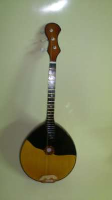 Домра русская, прима