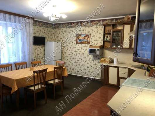Продам коттедж в Москва.Жилая площадь 426  кв.м.Есть Газ, Водопровод. в Москве фото 17