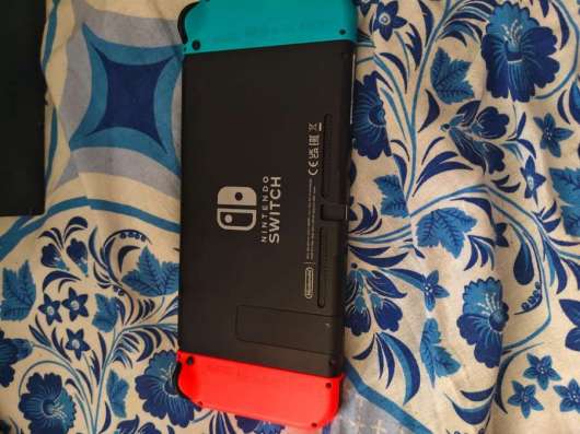 Продам Nintendo Switch, полный комплект в Ясном фото 4