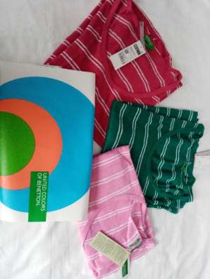 BENETTON топы-футболки в Москве