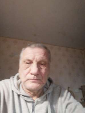 67 лет, хочет пообщаться