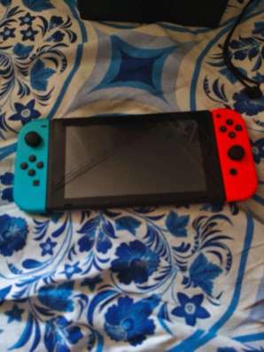 Продам Nintendo Switch, полный комплект в Ясном