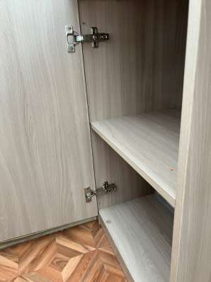 Продам срочно письменный стол в Петропавловск-Камчатском