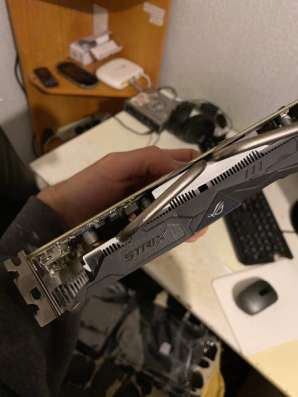Asus Readeon R× 560 series 4gb