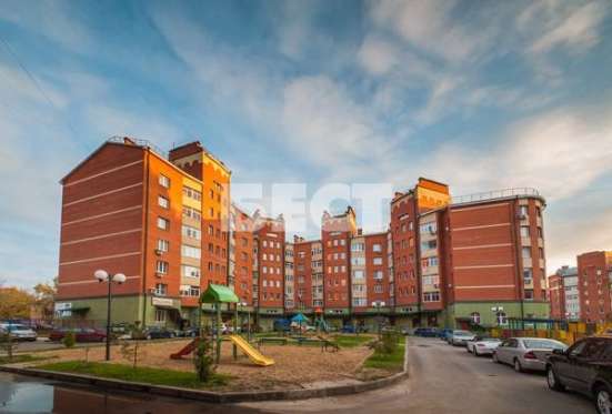 Продам двухкомнатную квартиру в Фрязине. Жилая площадь 76 кв.м. Дом монолитный. Есть балкон. в Фрязине