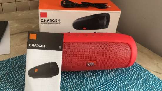 Музыкальная колонка JBL Charge 4 новая