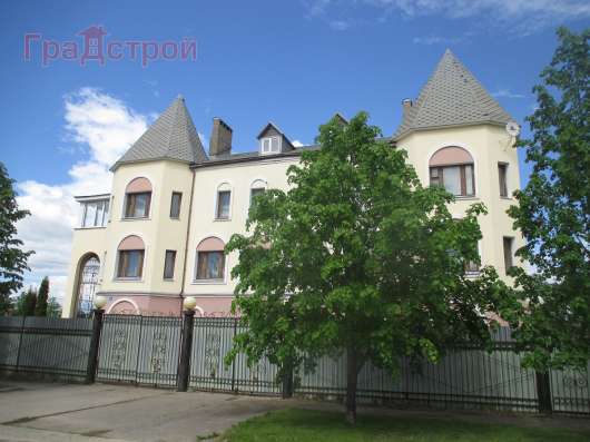 Продам коттедж в Вологда.Жилая площадь 712  кв.м.