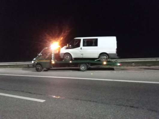 Авто помощь-эвакуация автомобилей в Симферополе в Симферополе фото 3