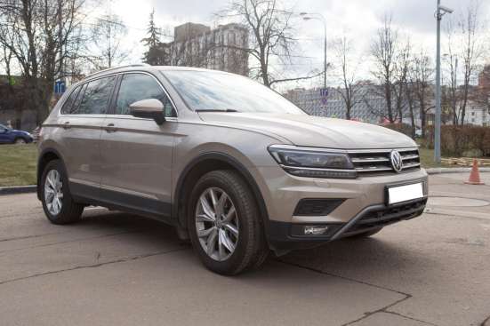 Volkswagen Tiguan, 2018 года в Москве фото 11