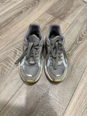 Кроссовки adidas
