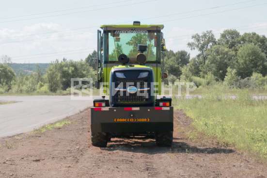 Фронтальный погрузчик FORWARD 626EF