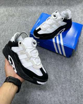 Кроссовки Adidas