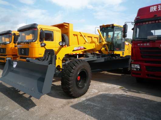 Автогрейдер XCMG GR215