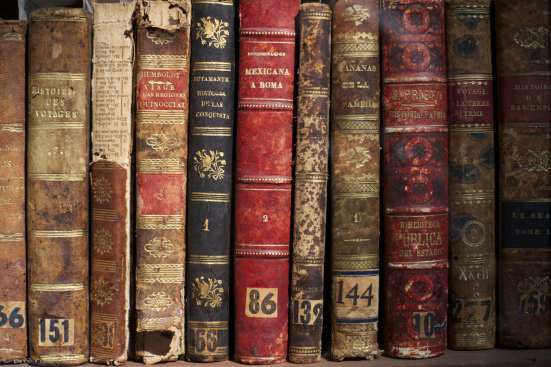 Не выбрасывайте старые книги