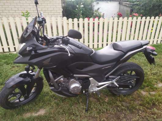 Мотоцикл Honda NK 700 фото 5