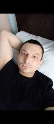 Артём, 32 года, хочет пообщаться