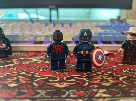 Lego фигурки