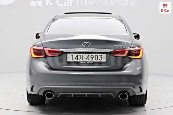 Infiniti Q50 в Владивостоке фото 10
