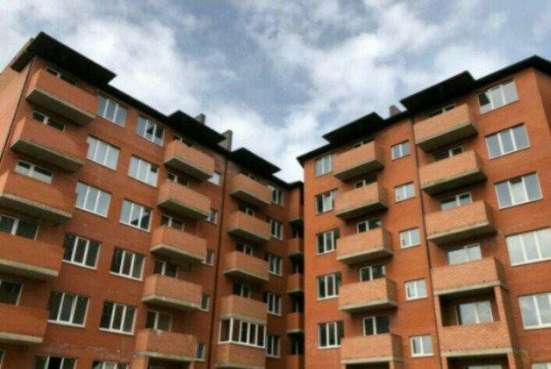Продам однокомнатную квартиру в Краснодар.Жилая площадь 37  кв.м.Этаж 3.Дом кирпичный.