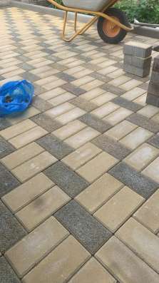 Укладка тротуарной плитки в Москве