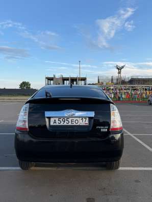 Toyota Prius в Новосибирске