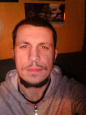 Viktor, 47 лет, хочет пообщаться