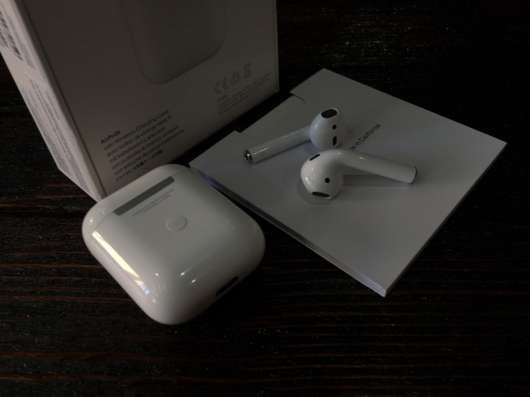 AirPods 2