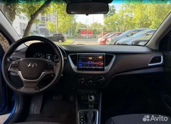 Hyundai Solaris в Москве фото 7