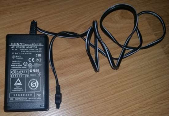 Блок питания зарядное устройство адаптер к видеокамере SONY в Сыктывкаре