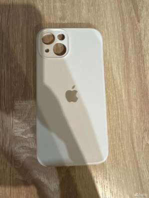 Продаю чехлы на iPhone 13 в Москве