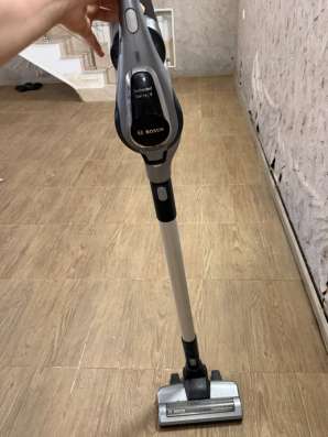 Bosch Вертикальный пылесос