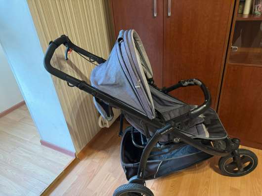 Прогулочная коляска в Реутове