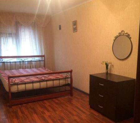 Продам двухкомнатную квартиру в Краснодар.Жилая площадь 47  кв.м.Этаж 3.Дом кирпичный. в Краснодаре