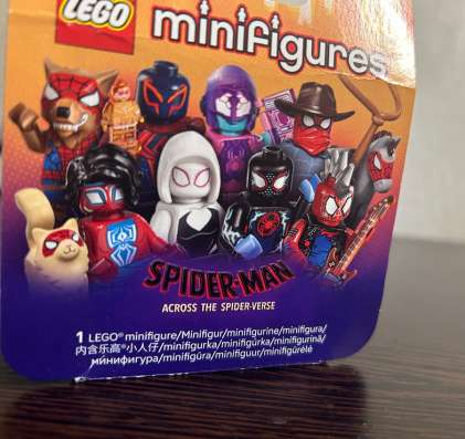Лего minifigures 71050. Не вскрытая коробка