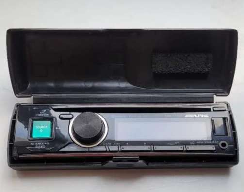 Автомагнитола Alpine CDE-173BT aux usb в Москве фото 5