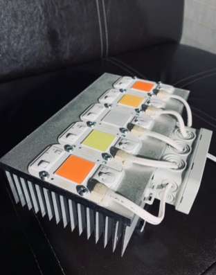 Фитолампа для растений led полного спектра