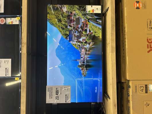 TV AXEN55 UHD QLED фото 3
