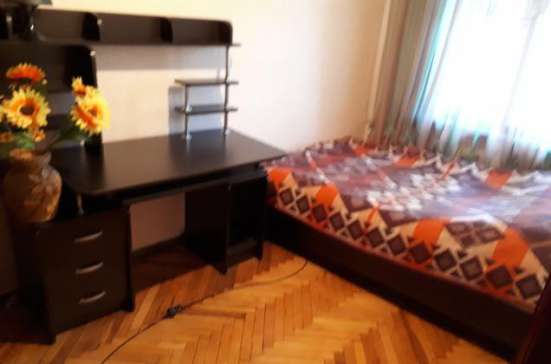 Продам двухкомнатную квартиру в Краснодар.Жилая площадь 43  кв.м.Этаж 3.Дом кирпичный. в Краснодаре