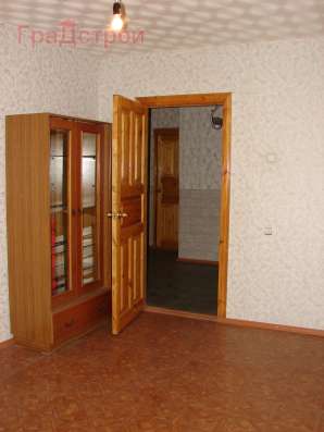 Продам четырехкомнатную квартиру в Вологда.Жилая площадь 96,10  кв.м.Этаж 3.Есть Балкон. в Вологде фото 3