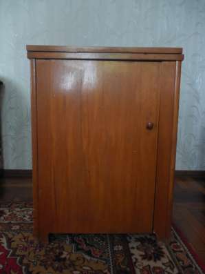 Продам швейную машинку